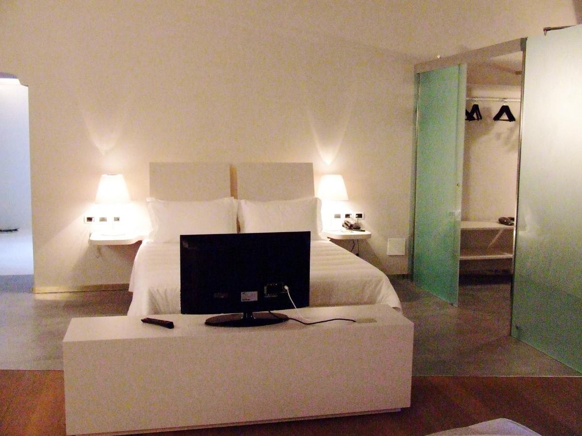 Montaldo Castle & Resort Montaldo Torinese エクステリア 写真