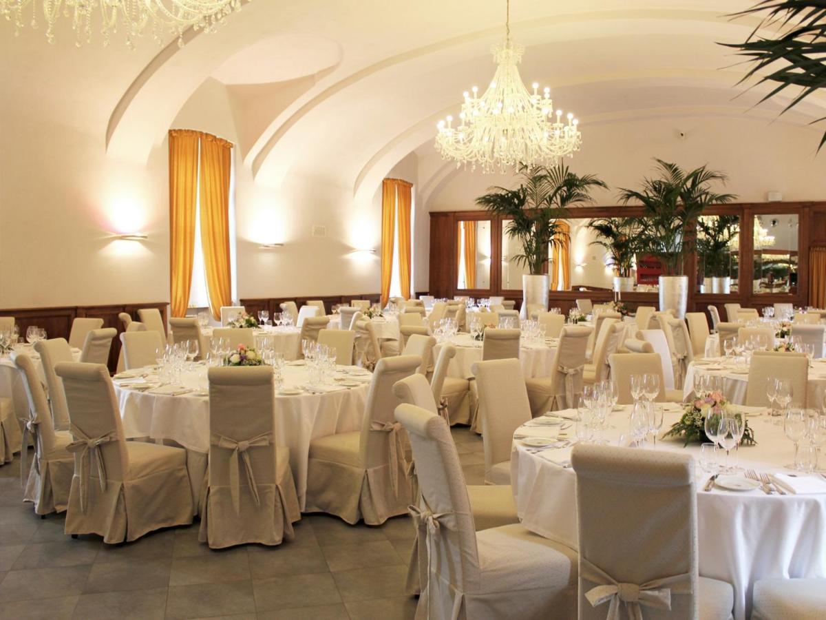 Montaldo Castle & Resort Montaldo Torinese エクステリア 写真